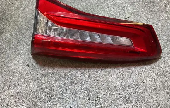 Ford Focus Tailgate rear/tail lights JX7B13A602RE 12012021