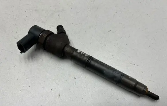 KIA Sportage Fuel injector 338002a800 EA8PD