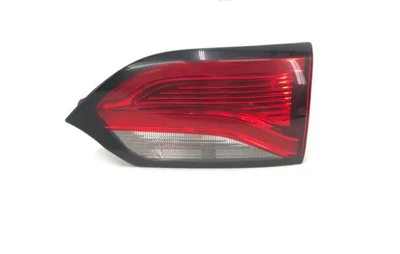 Chrysler Pacifica Tailgate rear/tail lights P68228940AE