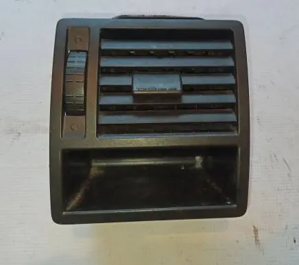 Volkswagen Transporter - Caravelle T5 Dashboard side air vent grill/cover trim 7H1819204A