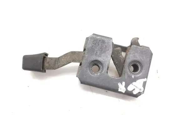 Audi 80 90 S2 B4 Seat back rest lock catch 8A5885733