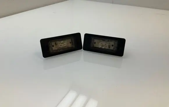 BMW 3 F30 F35 F31 Number plate light 7193293 323021858