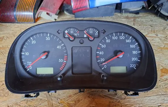 Volkswagen Golf IV Speedometer (instrument cluster) 1J0919860B 0263604004 1J0919860BMM0