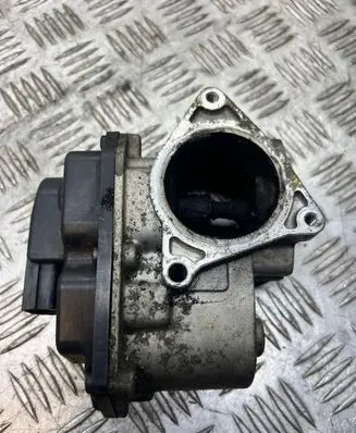 Volkswagen PASSAT B6 EGR valve 03G131501 1531161105 216035358