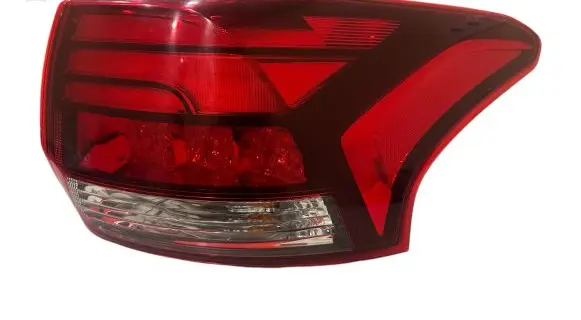 Mitsubishi Outlander Rear/tail lights W2869 14258 22R1S1