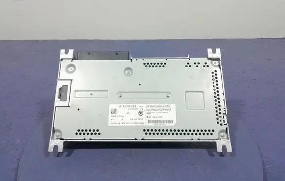 Skoda Superb B5 (3U) Sound amplifier 81A035223