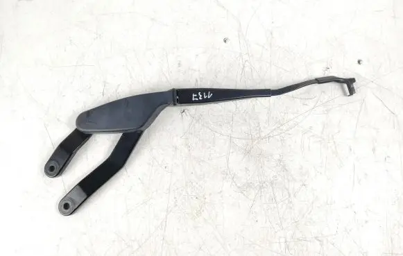 Mercedes-Benz E C207 W207 Front wiper blade arm A2078200744