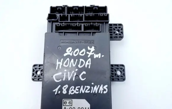 Honda Civic Fuse module SMGE030