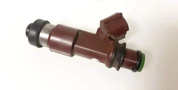 Subaru Outback Fuel injector 146012617