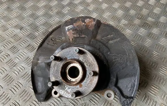 Subaru Legacy Front wheel hub