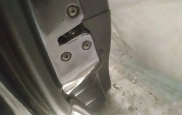 Hyundai Santa Fe Rear door lock