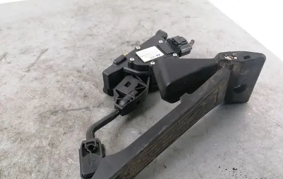 KIA Sportage Accelerator throttle pedal GD00140B2S900