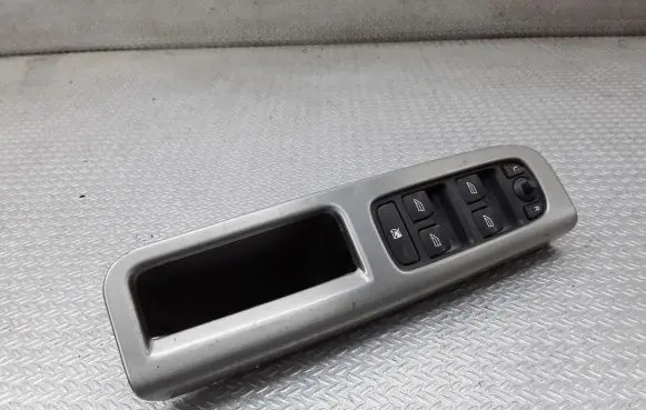 Volvo V50 Electric window control switch 03451100