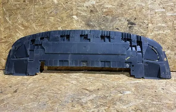 Renault Trafic III (X82) Engine splash shield/under tray 214774423R 93456650