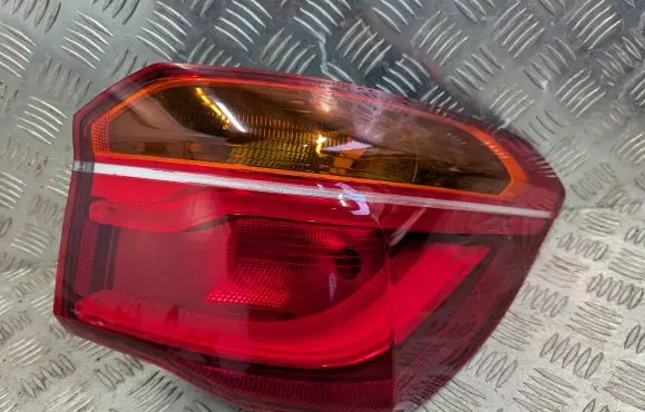 BMW X1 F48 F49 Rear/tail lights 7350716