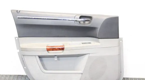 Chrysler 300 - 300C Front door card panel trim 0YH331DBAG
