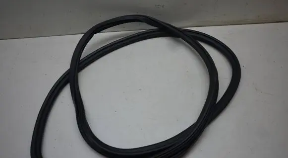 Audi A4 S4 B8 8K Front door rubber seal 8K0831721