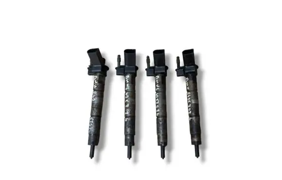 BMW 5 E60 E61 Fuel injector 0445116001 7797877