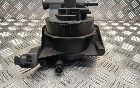 Peugeot 407 Fuel filter housing 9645928180