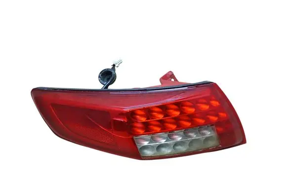 Infiniti FX Rear/tail lights