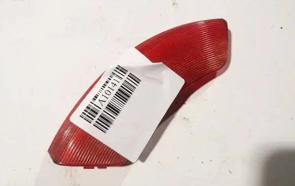 Chevrolet Captiva Rear tail light reflector 