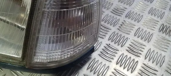 Peugeot 405 Front indicator light