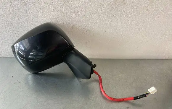 Subaru Forester SJ Front door electric wing mirror