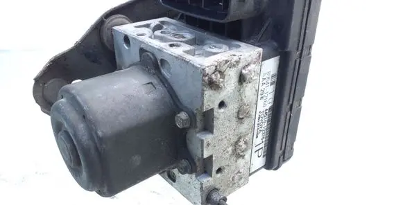 Toyota Corolla E110 ABS Pump 4451012370 8954112160 44510123701P