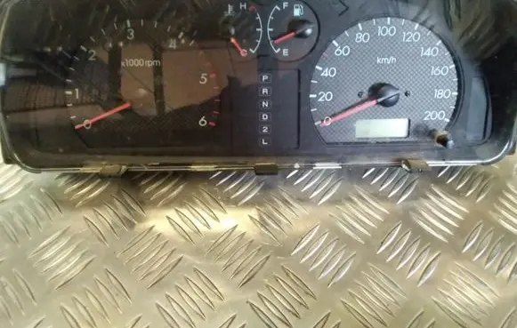 Hyundai Terracan Speedometer (instrument cluster) 94003H1330 0311040001