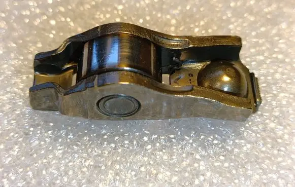 BMW X5 F15 Valve rocker arm 7559794 11337559794