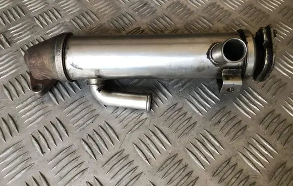 Ford Mondeo Mk III EGR valve cooler 2S7Q9F464AA 0302061