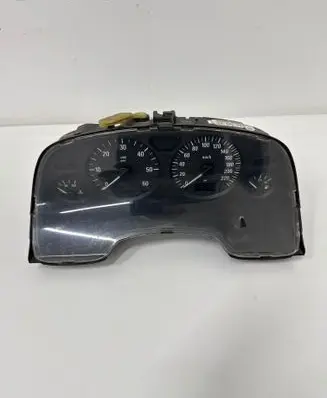 Opel Zafira A Speedometer (instrument cluster) 110080208 24461749