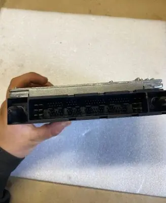 Volvo S80 Engine control unit/module 30637733A 0281011078
