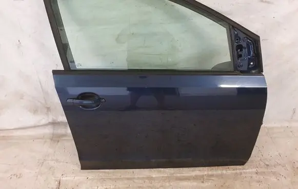 Volkswagen Up Front door