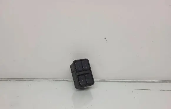 Opel Zafira A Electric window control switch 13363401 90561086 0870708