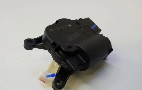 Chrysler Pacifica Air flap motor/actuator 16478544