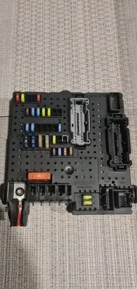 Volvo S60 Fuse box set 28017881 30728512