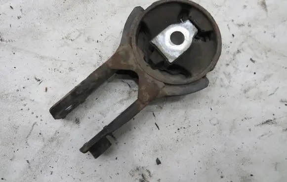 Mazda 2 Engine mount vacuum valve 1111