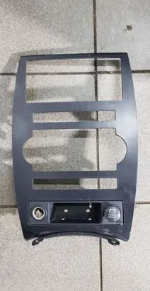 Jeep Grand Cherokee (WK) Dashboard center trim panel 