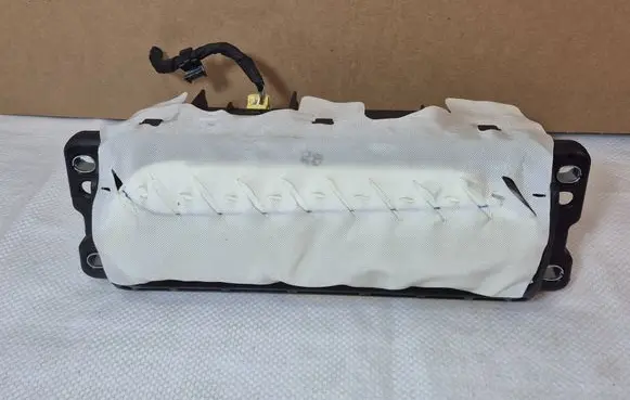 Passenger airbag