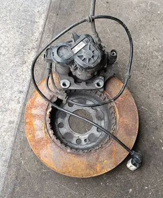 Mercedes-Benz C W205 Rear brake caliper A2054232098