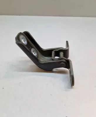Hyundai Ioniq Front door lower hinge A046057