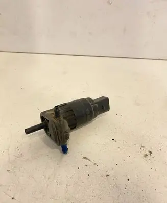 Skoda Superb B8 (3V) Windscreen/windshield washer pump 1K6955651