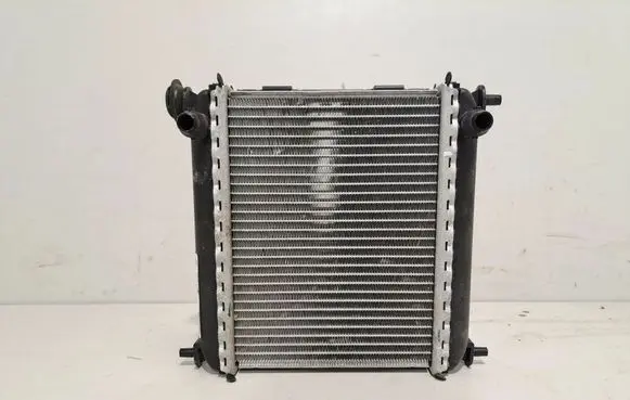 BMW X4 G02 Coolant radiator 9468698 8630028