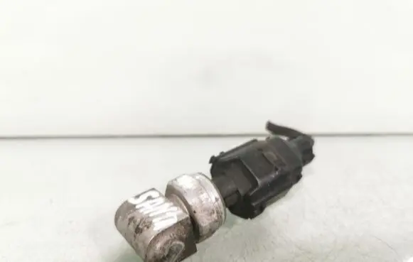 Air conditioning (A/C) pressure sensor