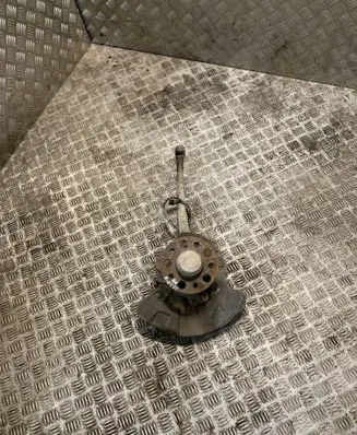 Mercedes-Benz S W220 Front wheel hub 2203303820 A2203303820