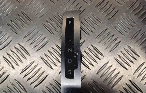 Audi A6 S6 C6 4F Gear shift selector indicator 4F1713463B