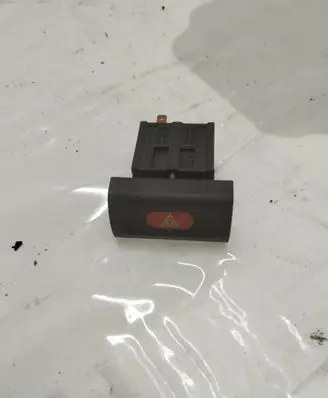 Opel Vectra B Hazard light switch 90565714 90457316 90508256