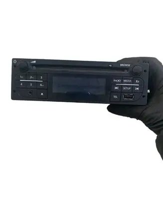 Renault Master III Radio/CD/DVD/GPS head unit 281154140R