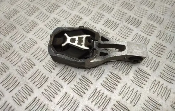 Citroen Berlingo Engine mount bracket 9811786680
